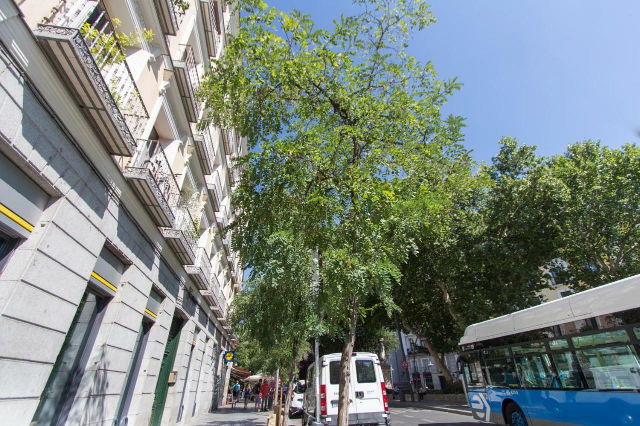 Homelike Plaza Mayor Madri Exterior foto